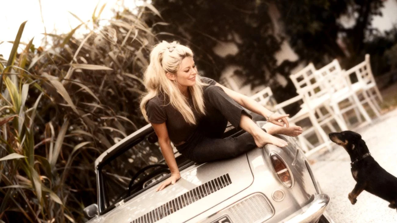 Brigitte Bardot tot: Diese zwei völlig gegensätzlichen Leben führte sie wirklich 2025-12-28T11:37:31.199Z"