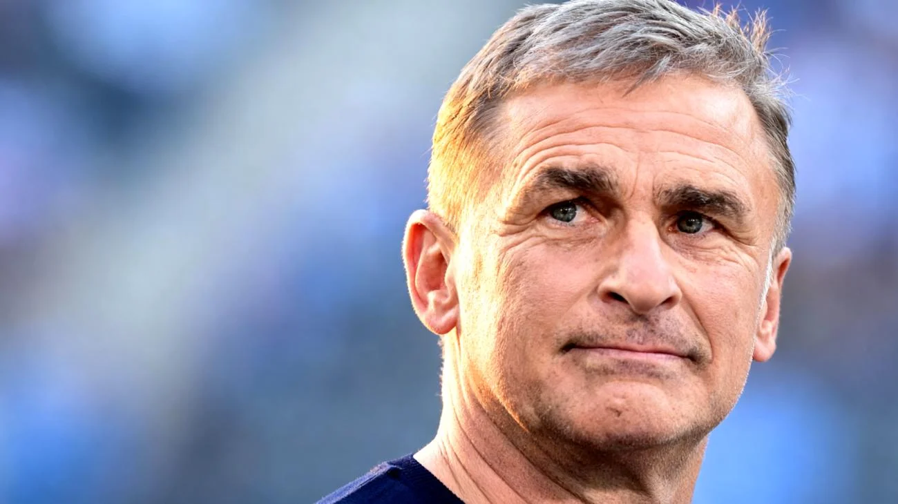 Stefan Kuntz verlässt HSV mitten im Aufstiegsjahr: Diese private Krise steckt dahinter 2026-01-02T11:37:10.864Z"